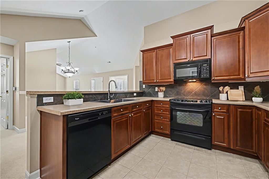 7156 Hedge Lane Terrace — photo 13