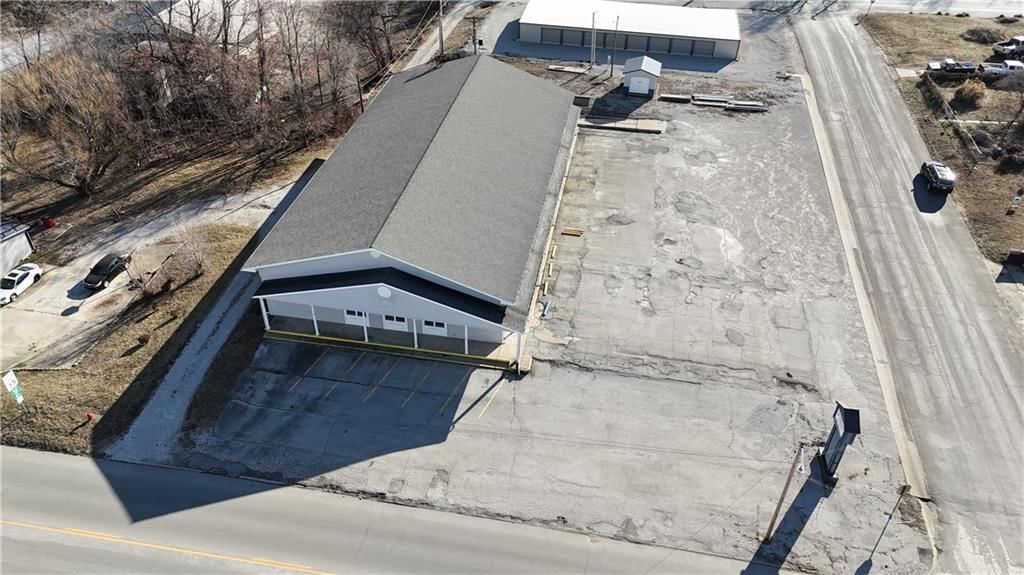 2401 Main Street — photo 4
