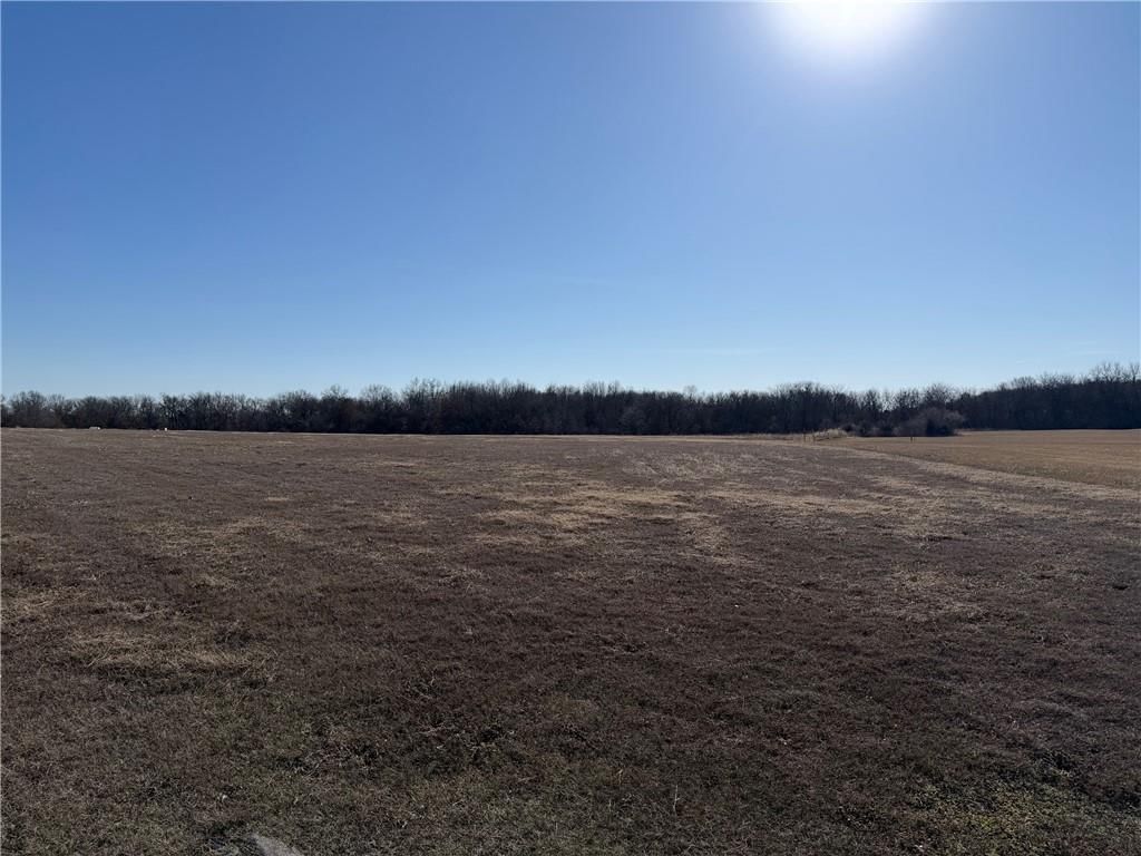 Tract D NW 525th Road — photo 2