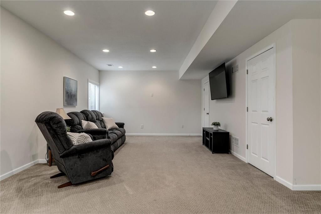 8441 Shady Bend Road — photo 32