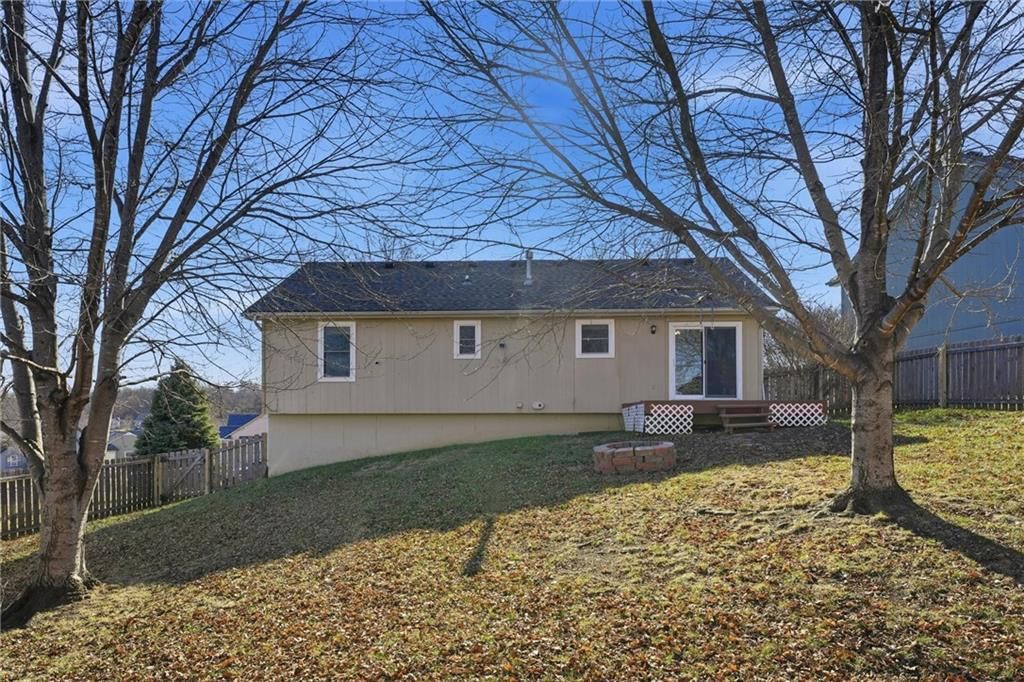 1214 SW Windcrest Court — photo 33