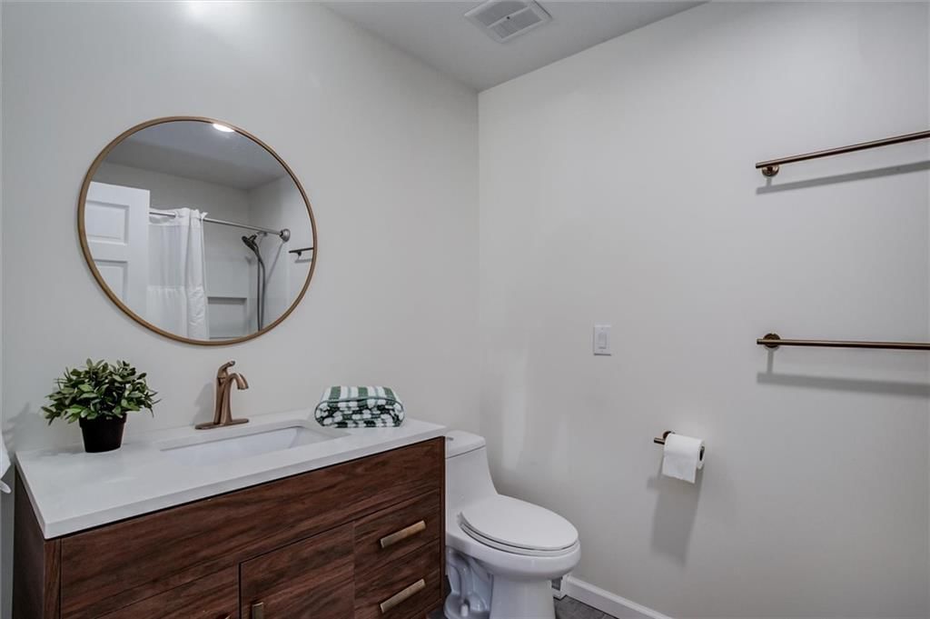211 NW Juniper Street — photo 19