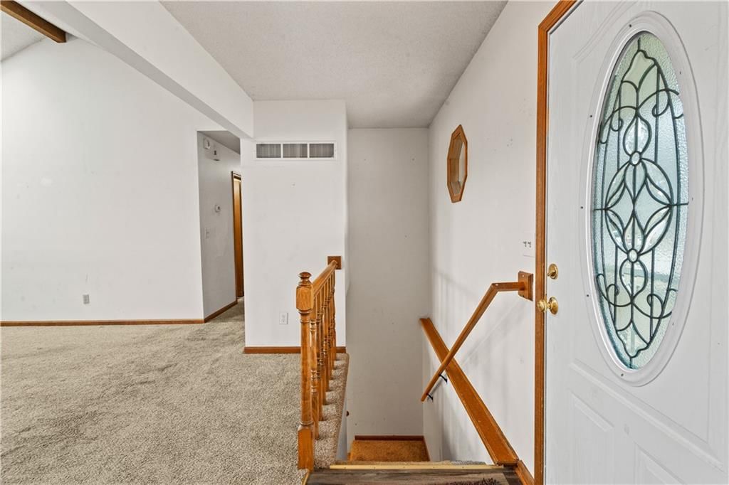 3403 NW Shannon Court — photo 8
