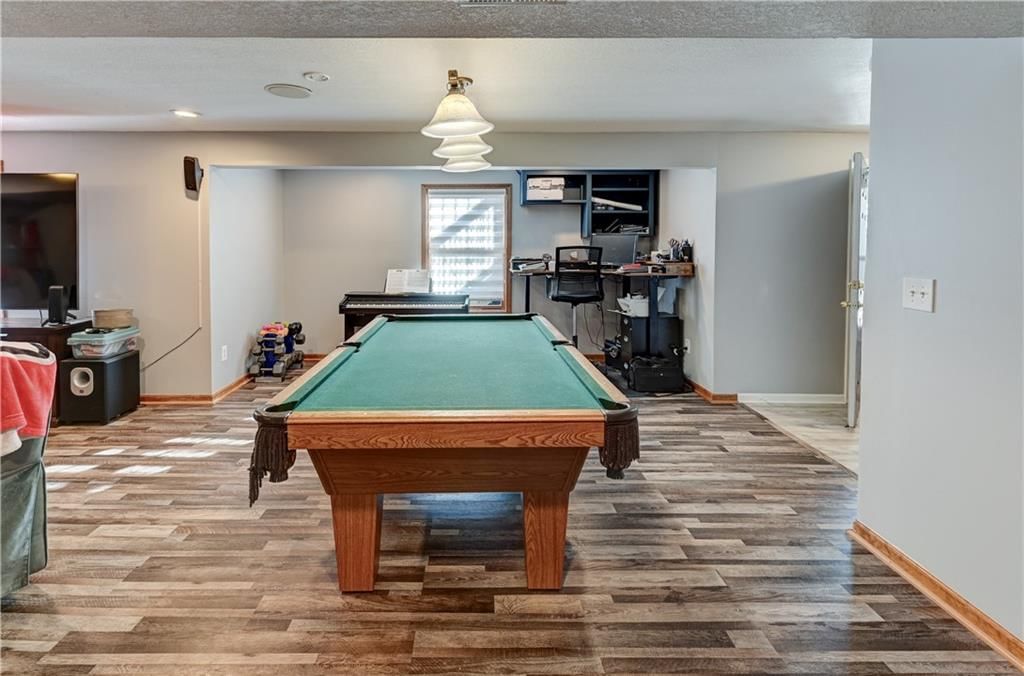 1005 NE Scenic Court — photo 27