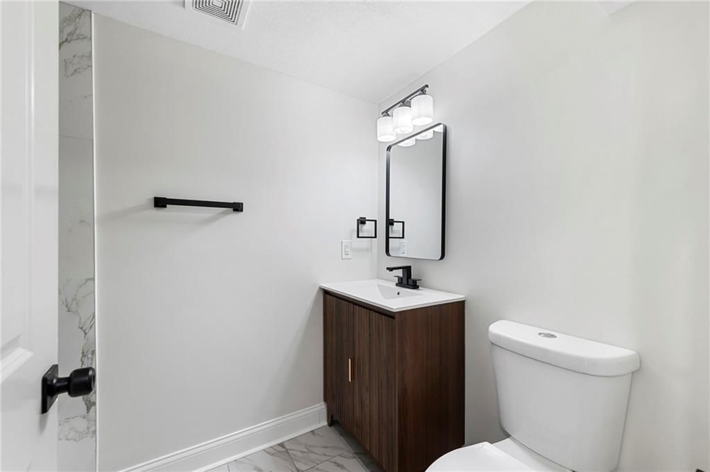 4016 N Jackson Avenue — photo 14