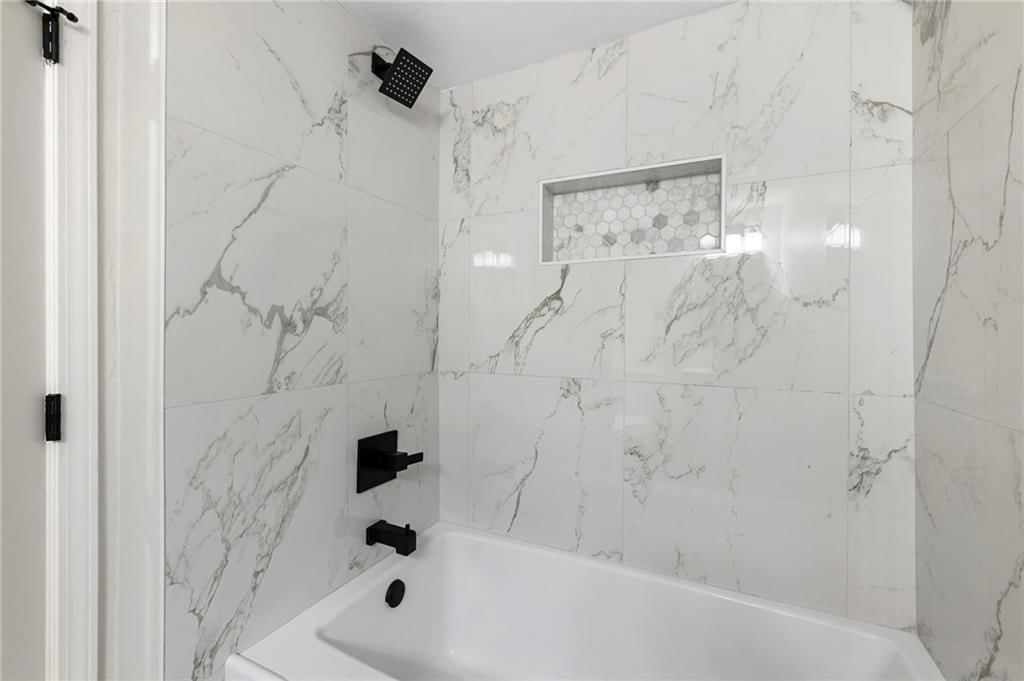 4016 N Jackson Avenue — photo 15