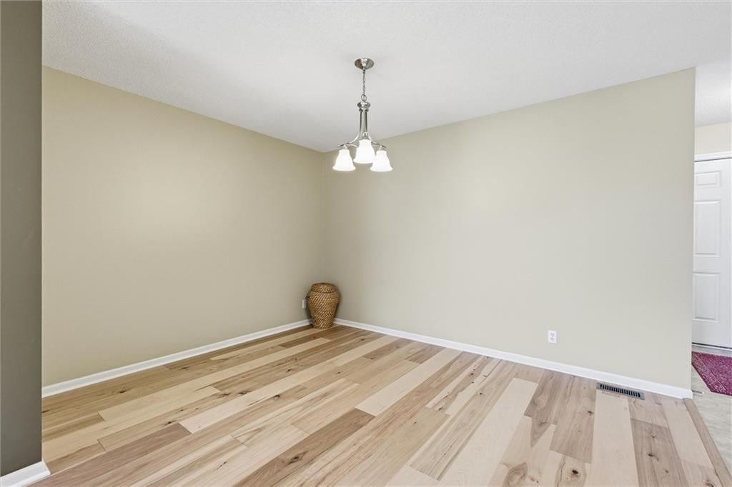 1009 SW Blazing Star Drive — photo 11