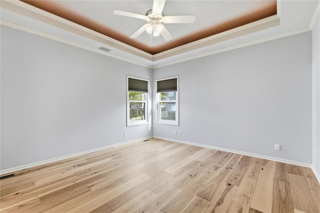 1009 SW Blazing Star Drive — photo 13