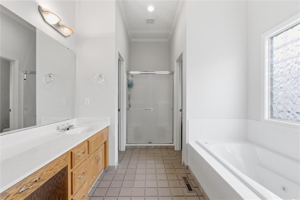 1009 SW Blazing Star Drive — photo 15