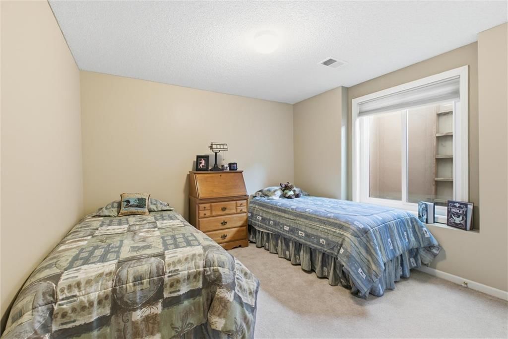 1009 SW Blazing Star Drive — photo 20