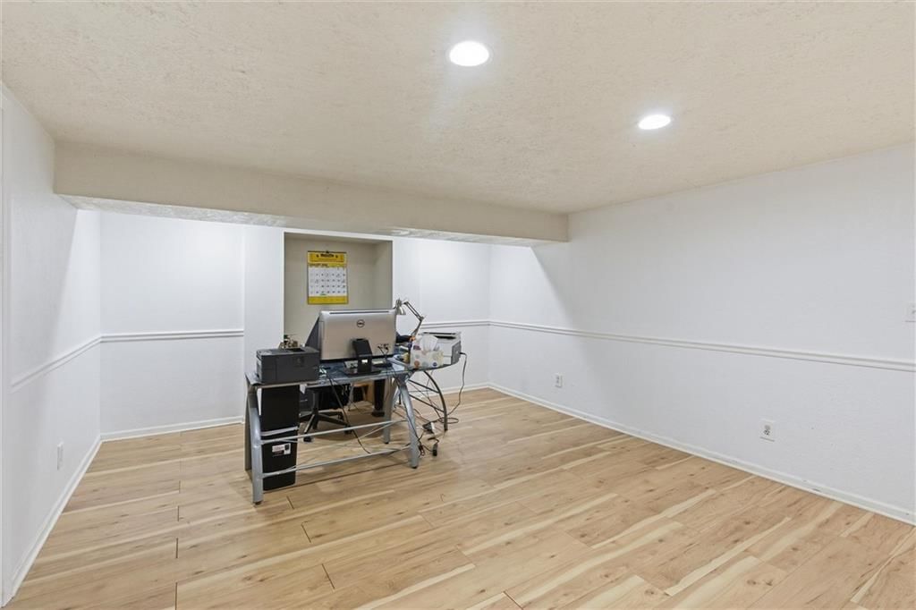 308 SE Colony Drive — photo 28