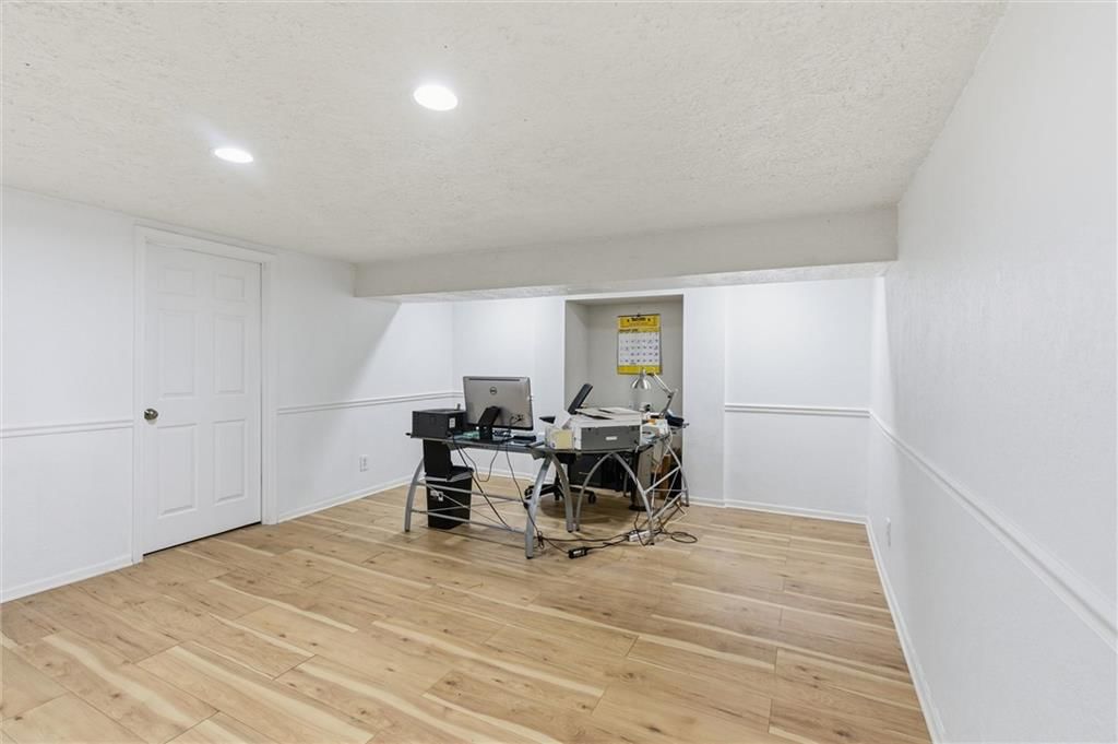 308 SE Colony Drive — photo 29
