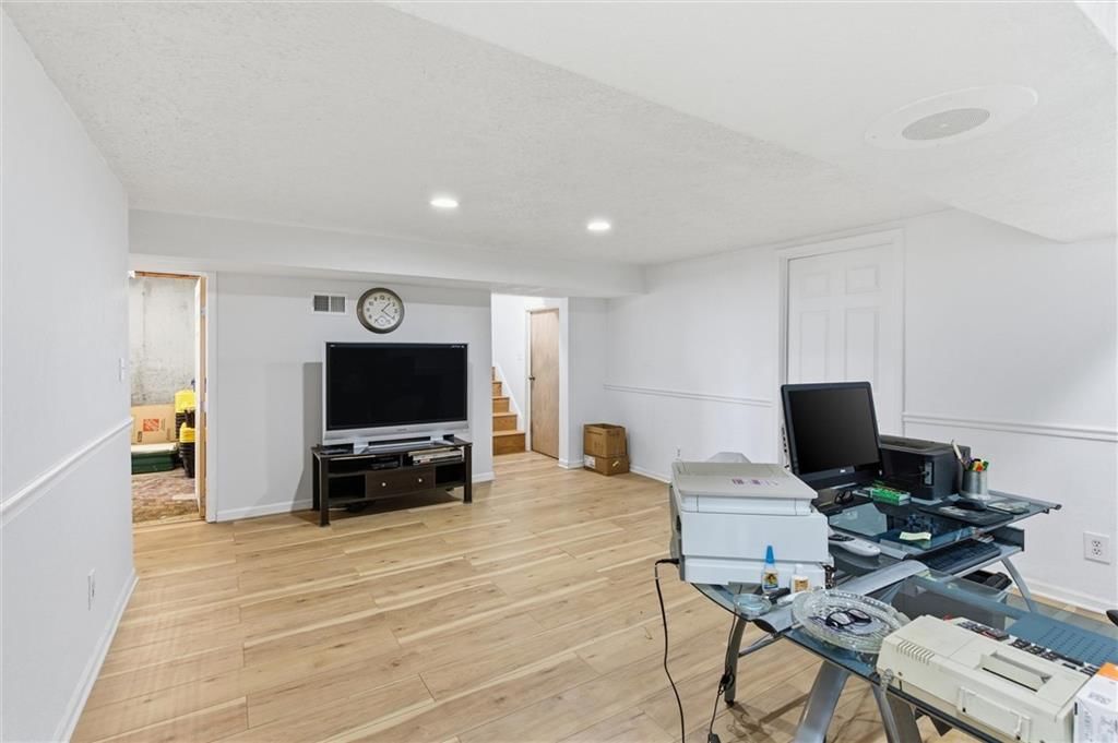 308 SE Colony Drive — photo 30