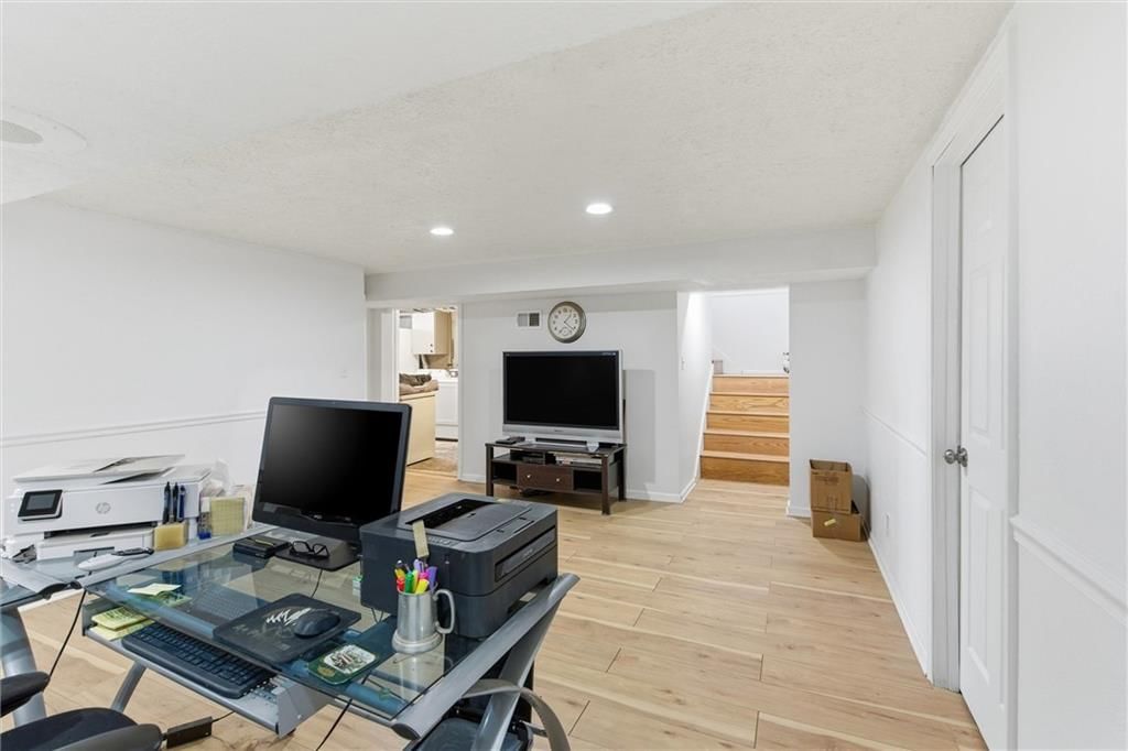308 SE Colony Drive — photo 31