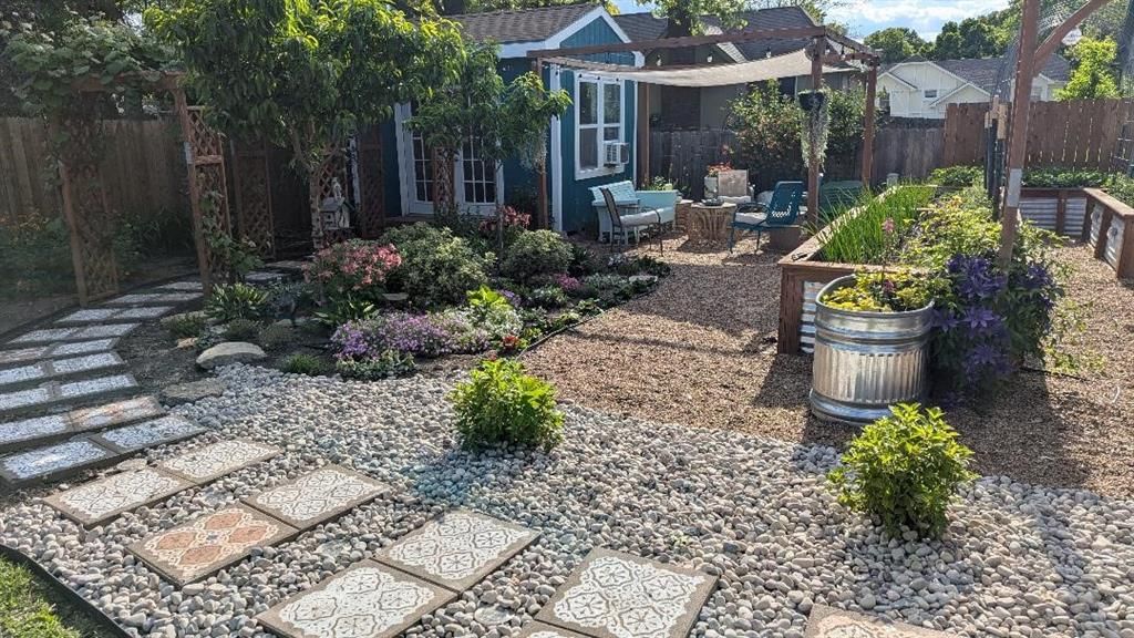 308 SE Colony Drive — photo 46