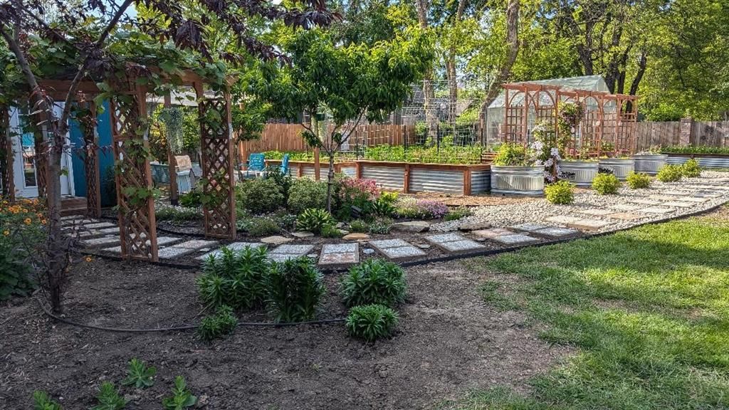 308 SE Colony Drive — photo 49