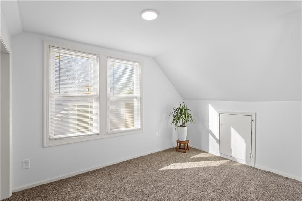 828 E 82nd Street — photo 28