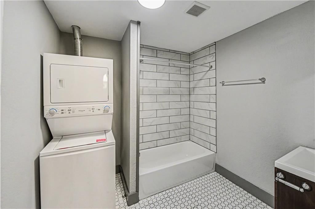 3227 Central Street — photo 8