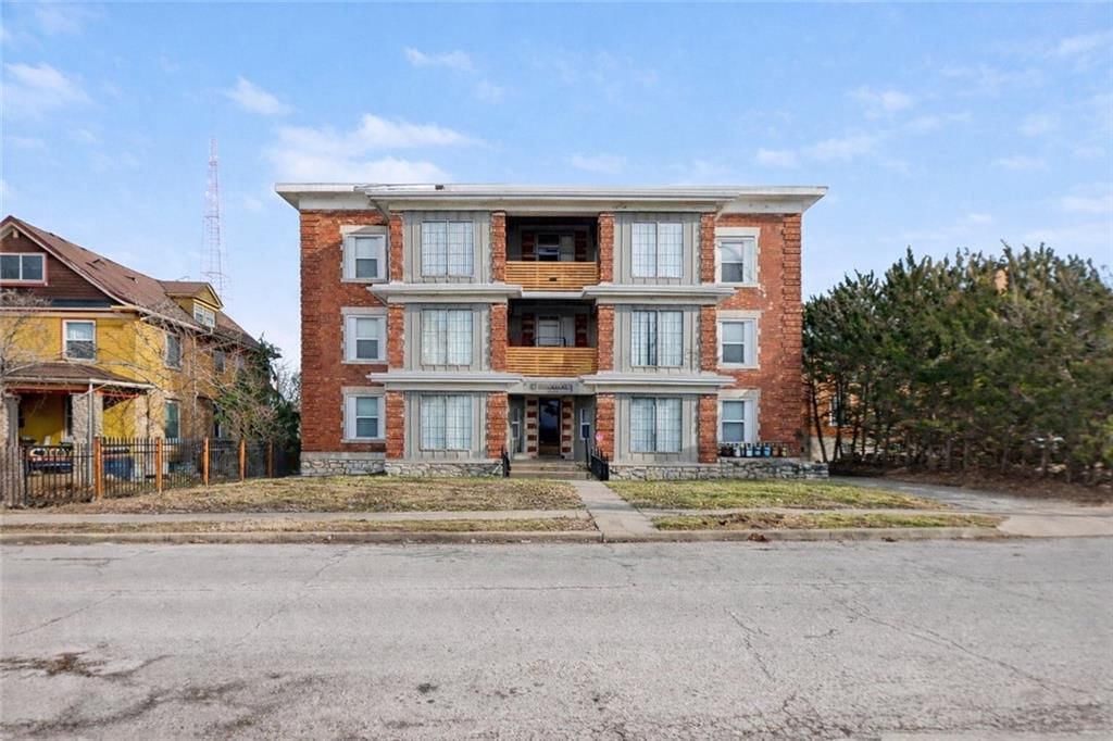 3227 Central Street — photo 16