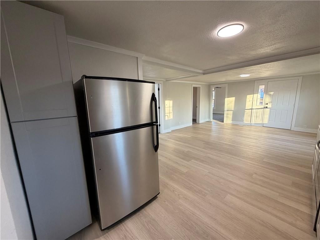 409 W Ohio Street — photo 8