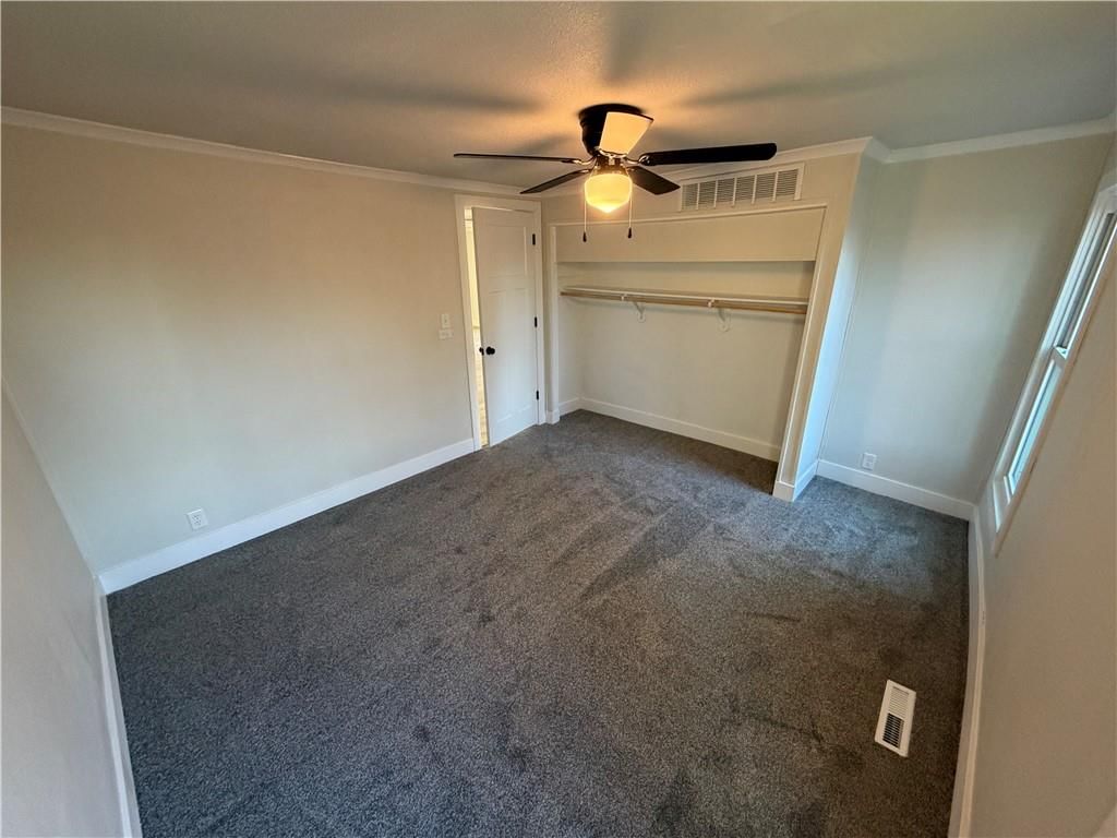 409 W Ohio Street — photo 12
