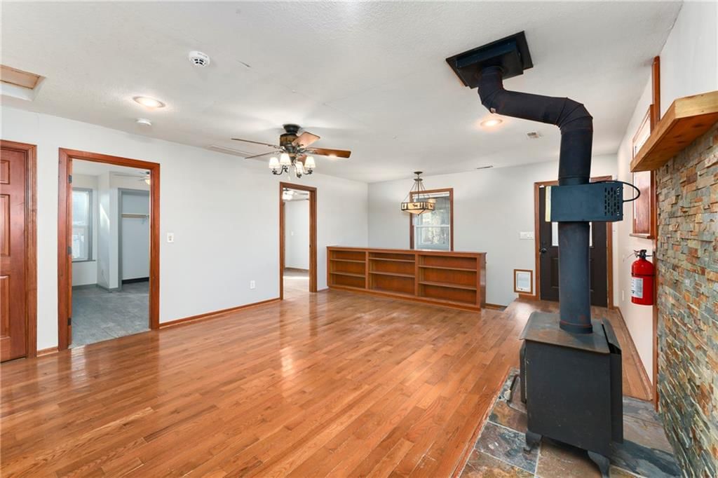 528 S Crane Street — photo 19
