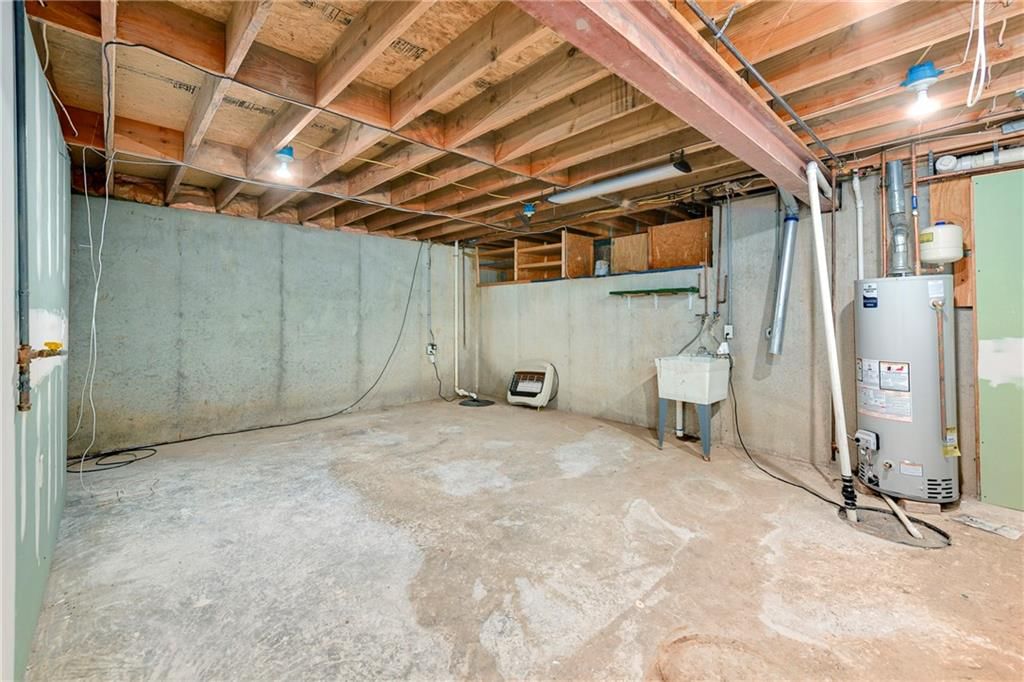 528 S Crane Street — photo 26