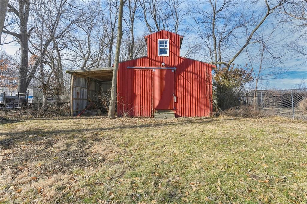 528 S Crane Street — photo 32
