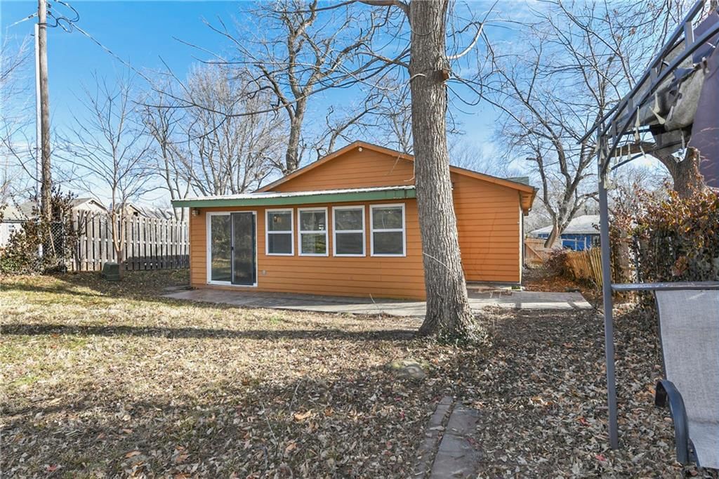 528 S Crane Street — photo 35