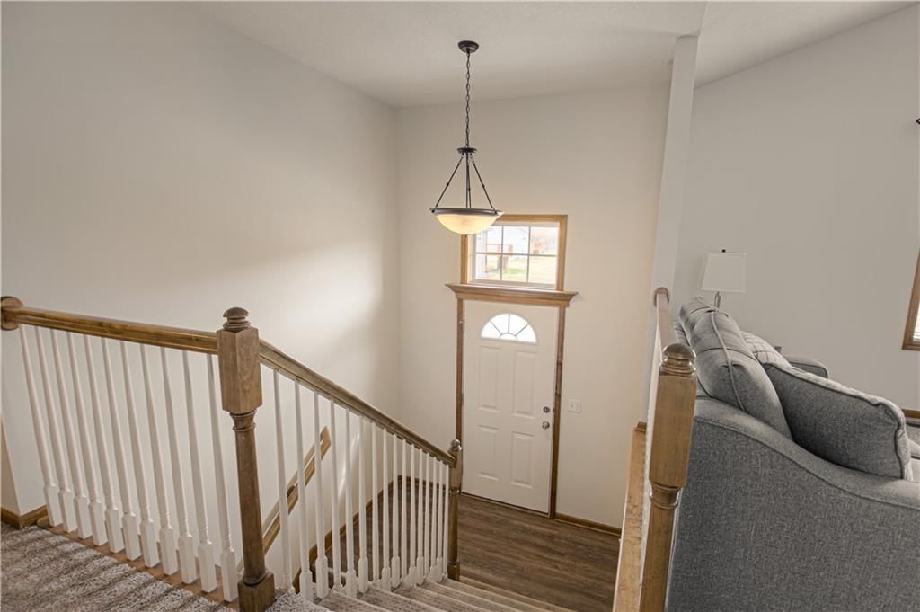 1204 SW Cross Creek Drive — photo 3