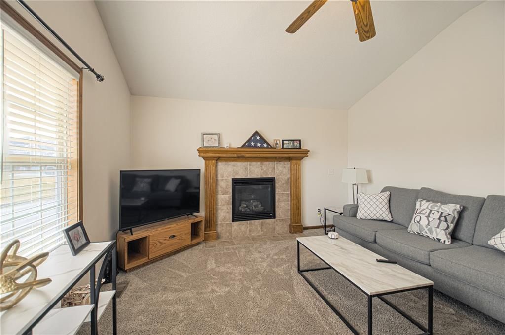 1204 SW Cross Creek Drive — photo 5