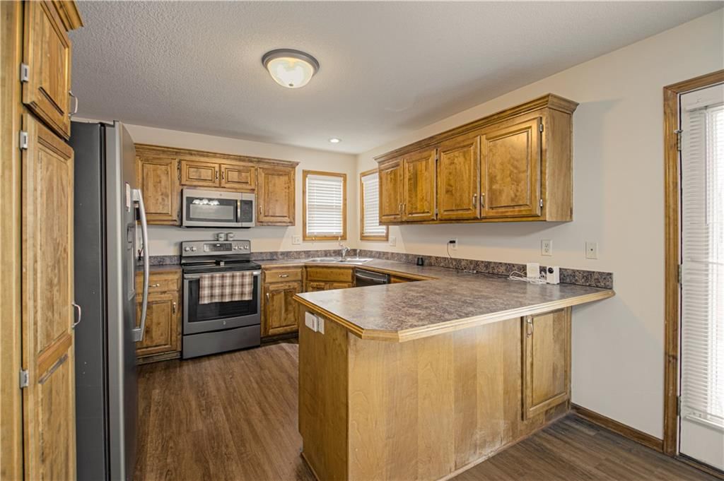 1204 SW Cross Creek Drive — photo 9