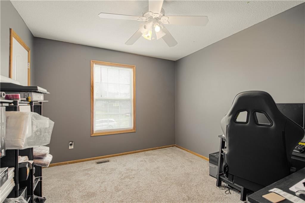 1204 SW Cross Creek Drive — photo 15