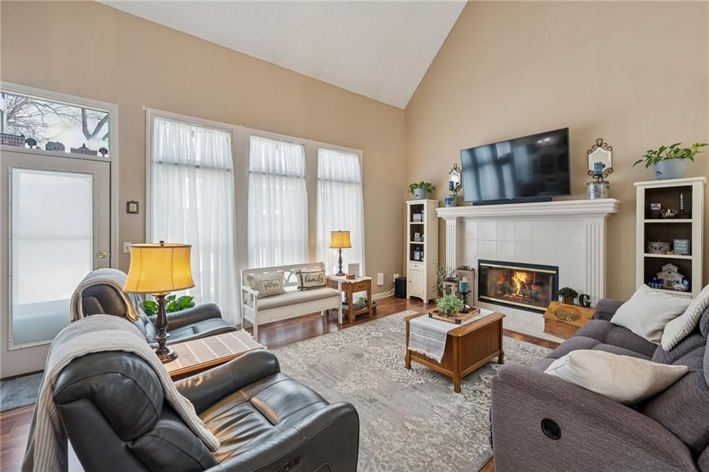 2120 S Lindenwood Drive — photo 23