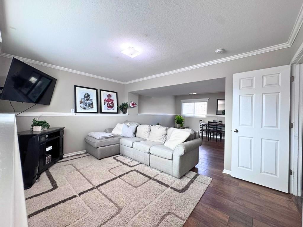 1102 Melody Court — photo 26