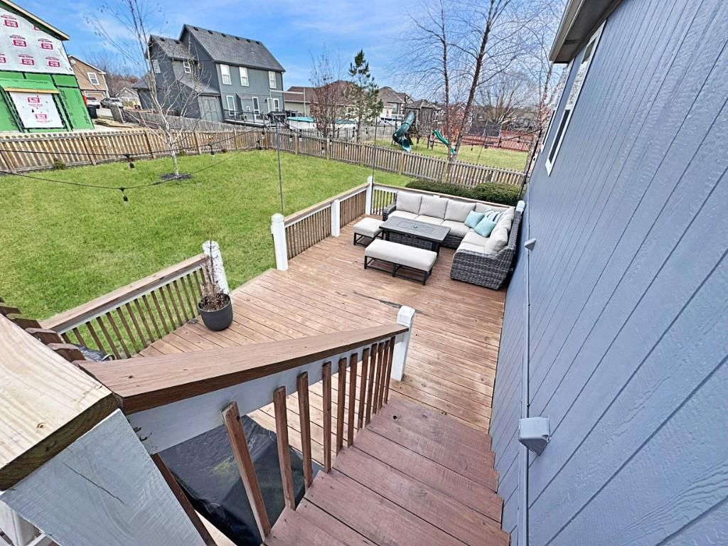 1102 Melody Court — photo 35