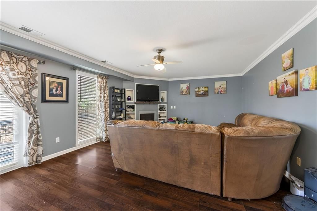 1102 SUSAN Street — photo 25