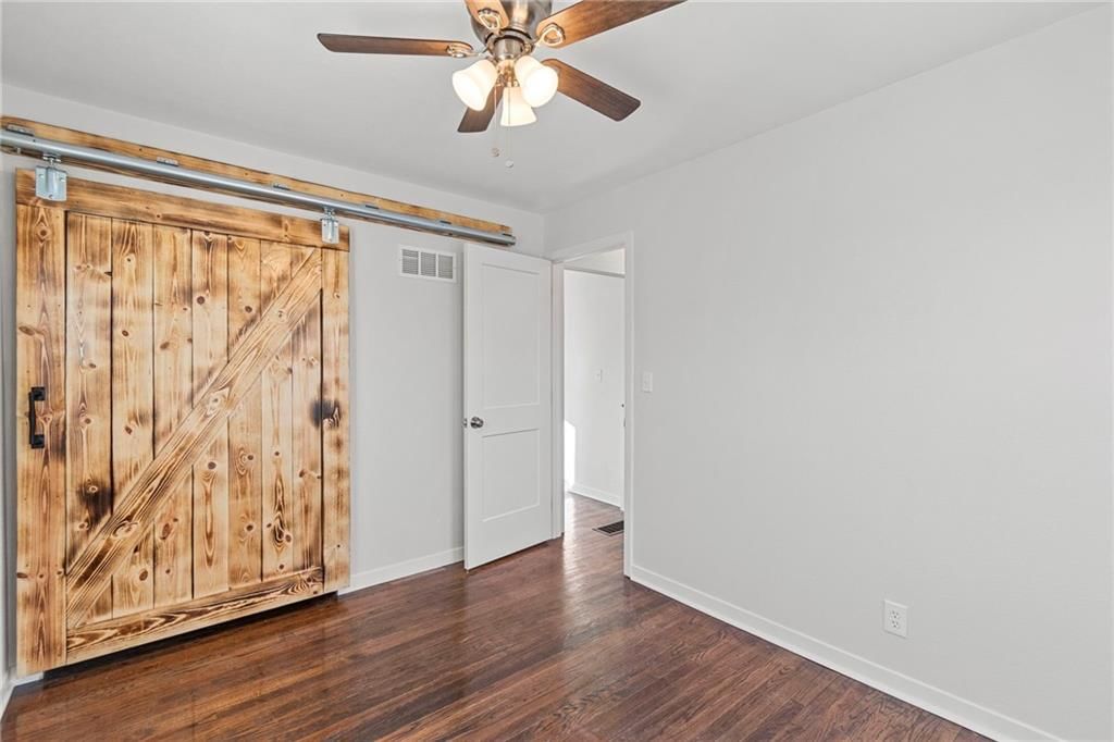 5503 N Kansas Avenue — photo 13
