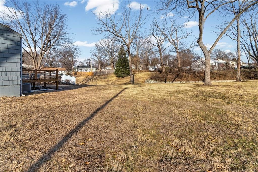 5503 N Kansas Avenue — photo 22