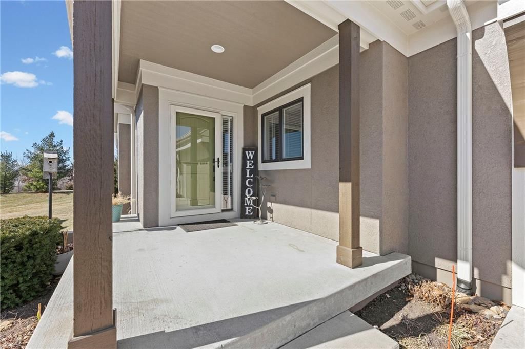 11576 S Waterford Drive — photo 3