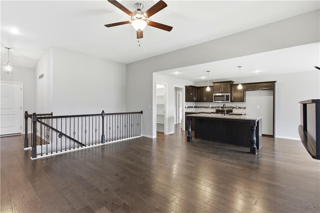 14223 Amanda Lane — photo 4