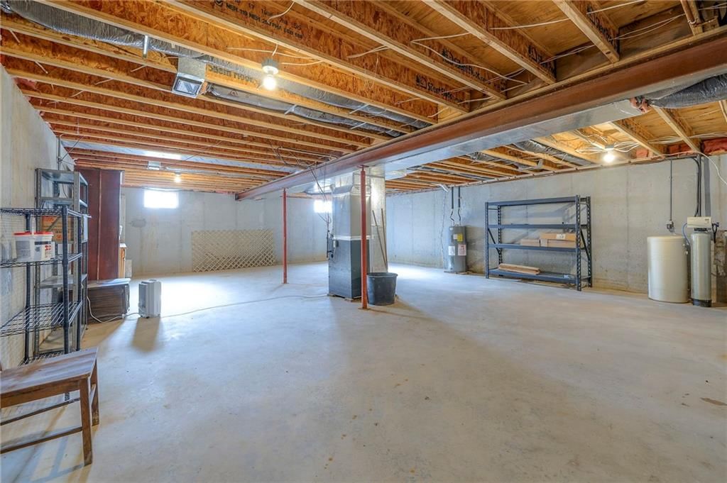 1220 NW E Highway — photo 32