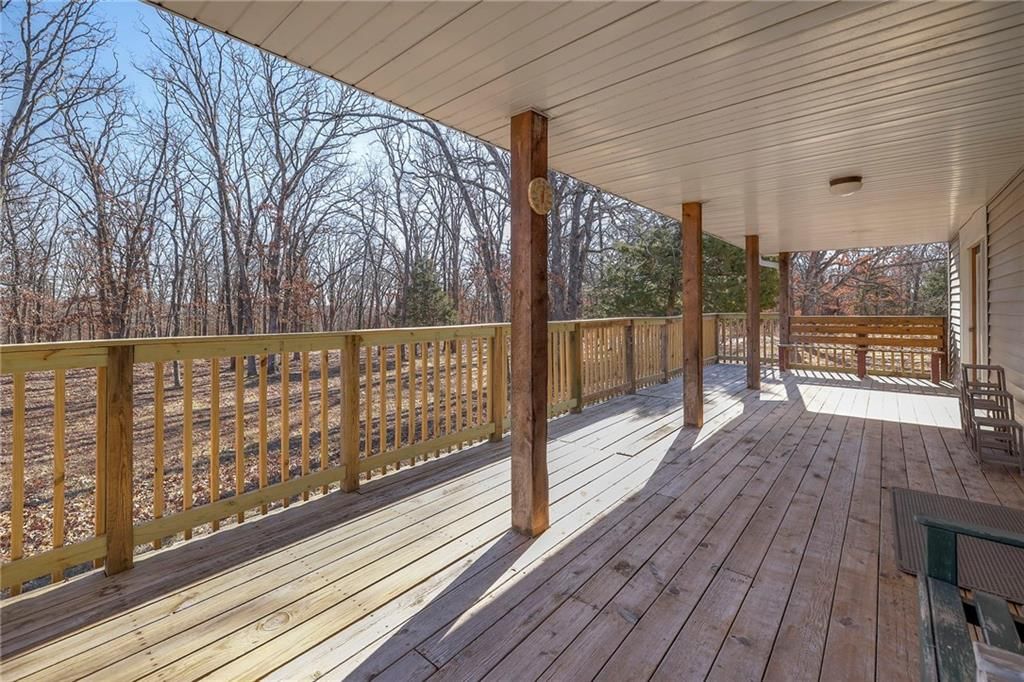 1220 NW E Highway — photo 35