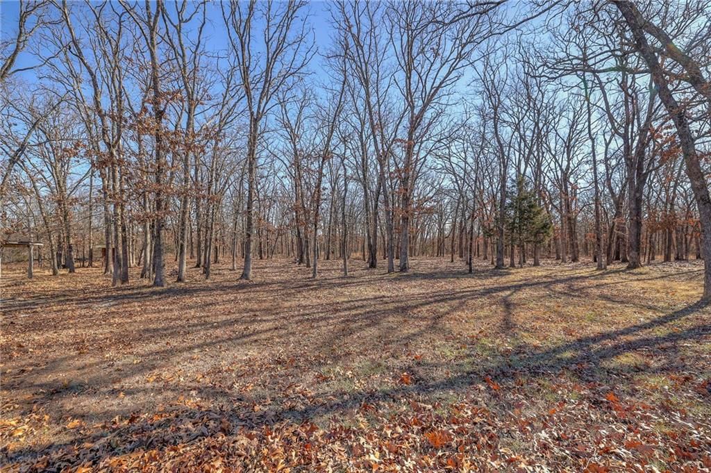 1220 NW E Highway — photo 46