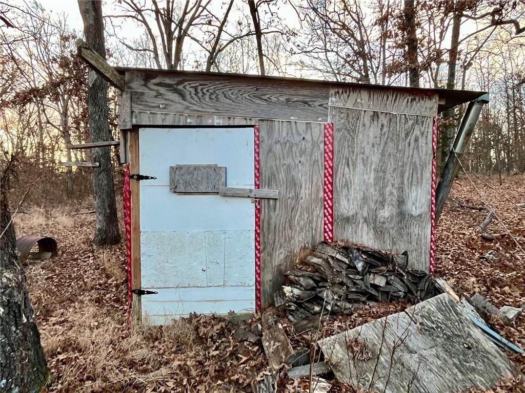 1220 NW E Highway — photo 74