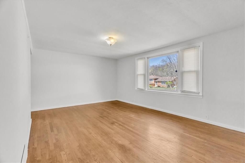 205 E Longfellow Street — photo 7