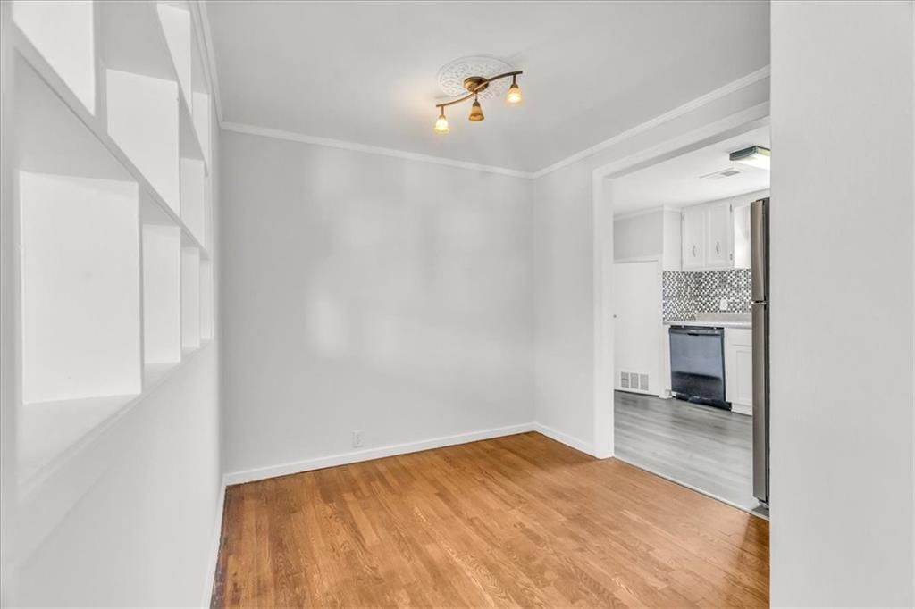 205 E Longfellow Street — photo 9