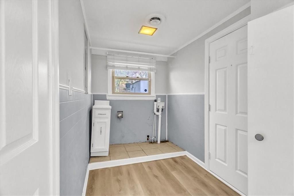 205 E Longfellow Street — photo 13