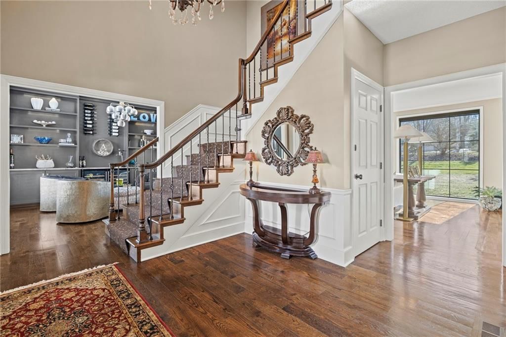 4309 W 126th Terrace — photo 3
