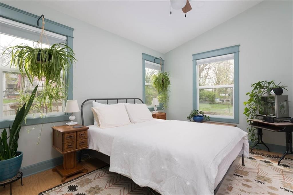 4111 Holmes Street — photo 24